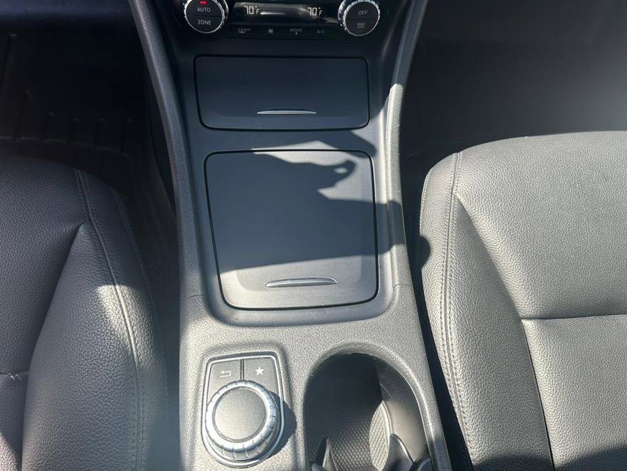 Used 2015 Mercedes-Benz CLA 250 4MATIC image 29
