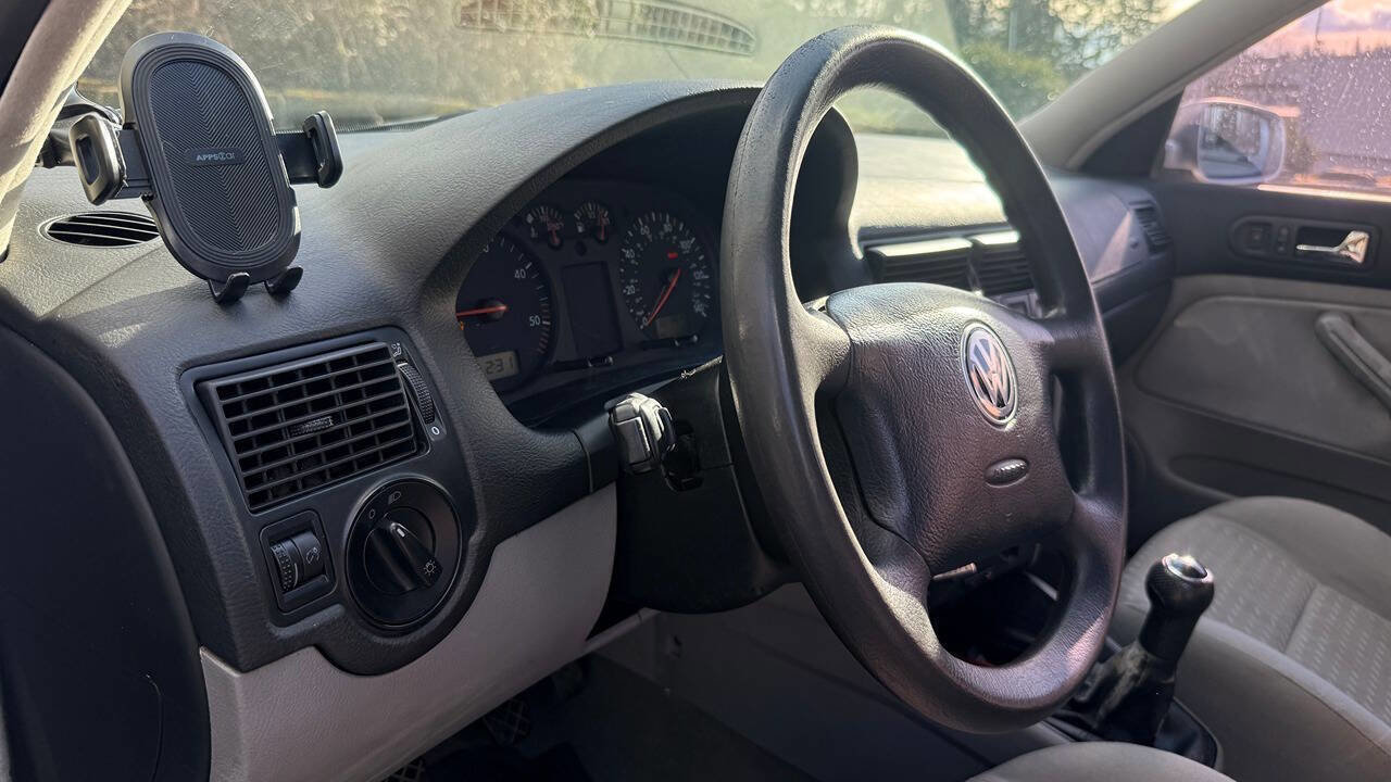 Used 2001 Volkswagen Golf GLS image 20