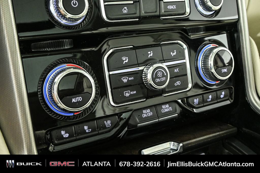 Used 2021 GMC Yukon Denali w/ Denali Premium Package image 18