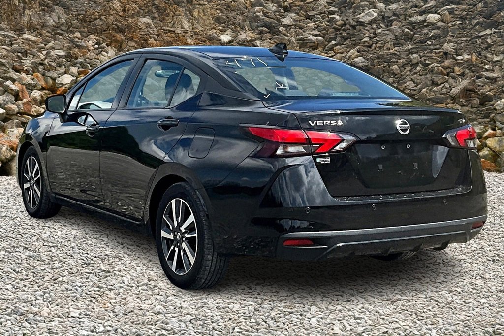 Used 2021 Nissan Versa SV image 12