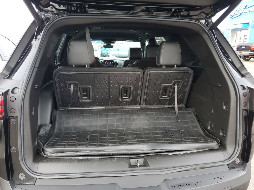 Used 2022 Chevrolet Traverse LT w/ LT Premium Package image 38