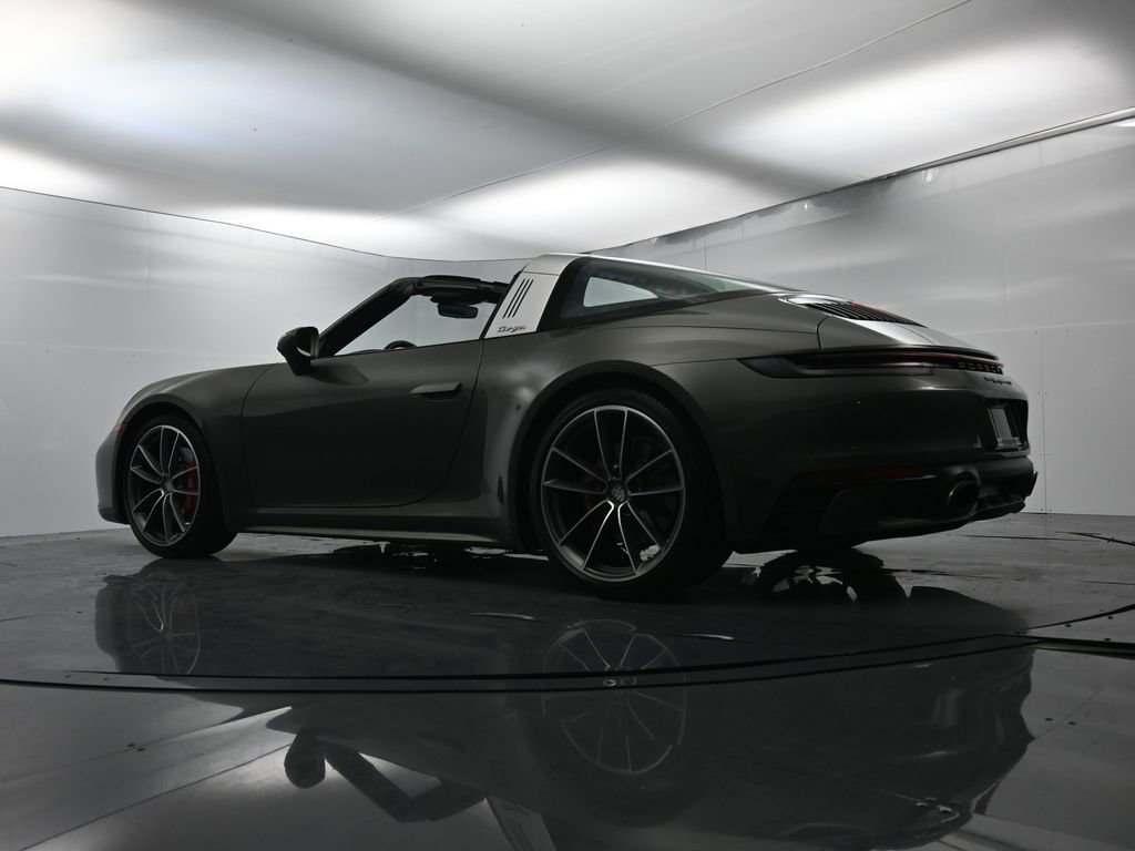 Certified 2021 Porsche 911 Targa 4S w/ Sportdesign Package image 51