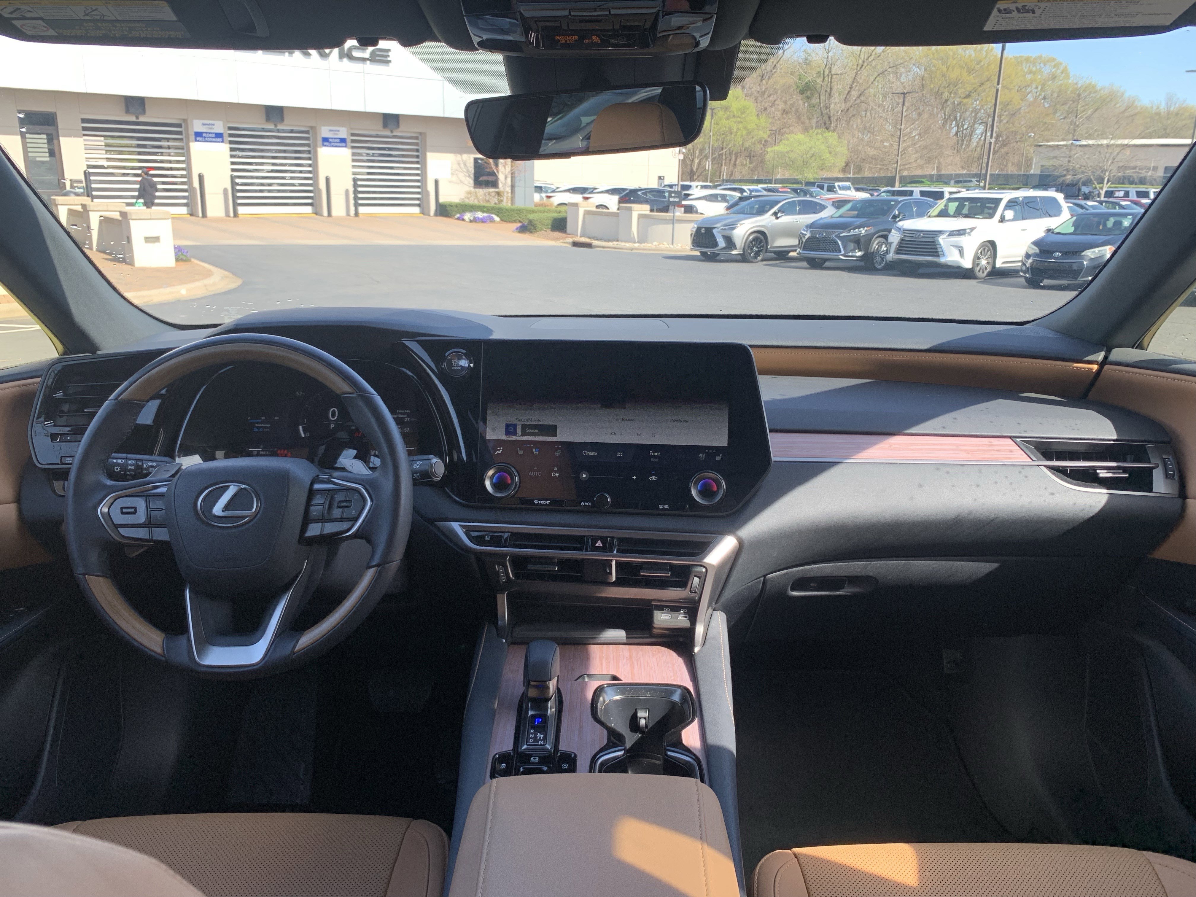 Used 2025 Lexus RX 350 Premium w/ Accessory Package (Z1) image 30