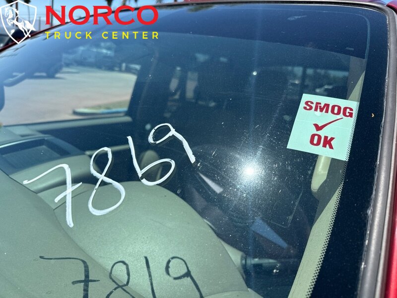 Used 2017 Nissan Frontier SV RWD image 21