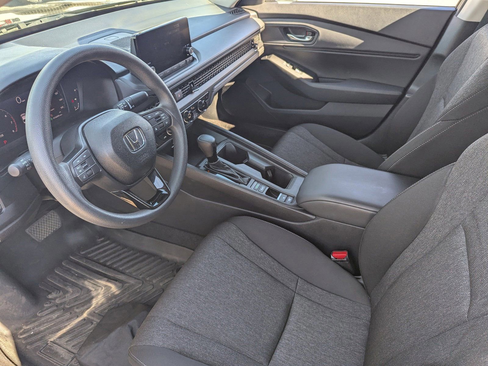 Used 2025 Honda Accord SE image 22