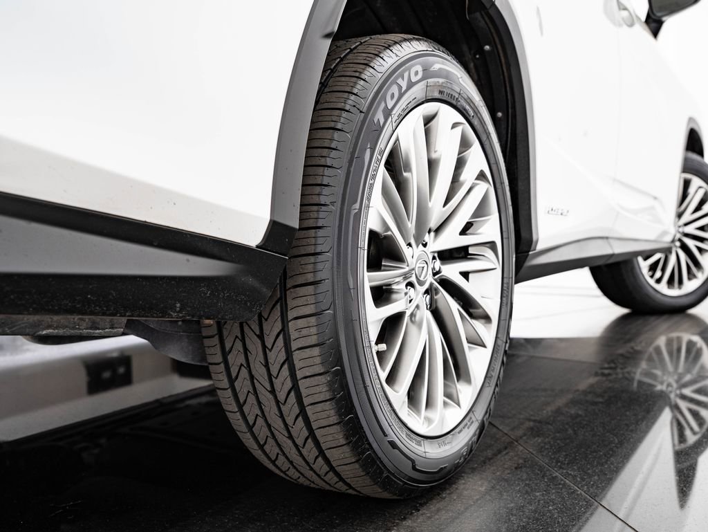 Used 2022 Lexus RX 450hL Luxury w/ Cold Area Package (CT) image 50