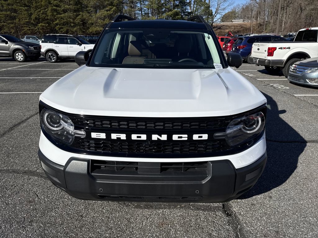 Used 2025 Ford Bronco Sport Outer Banks w/ Outer Banks Tech Package+ image 2