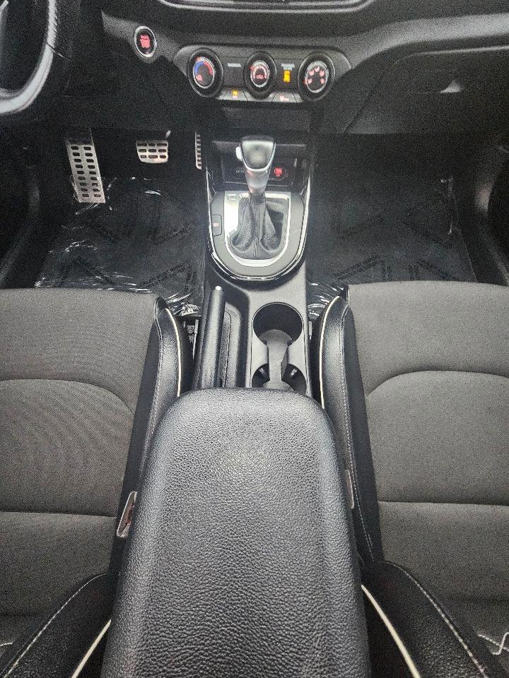 Used 2021 Kia Forte GT-Line w/ GT-Line Premium Package image 11