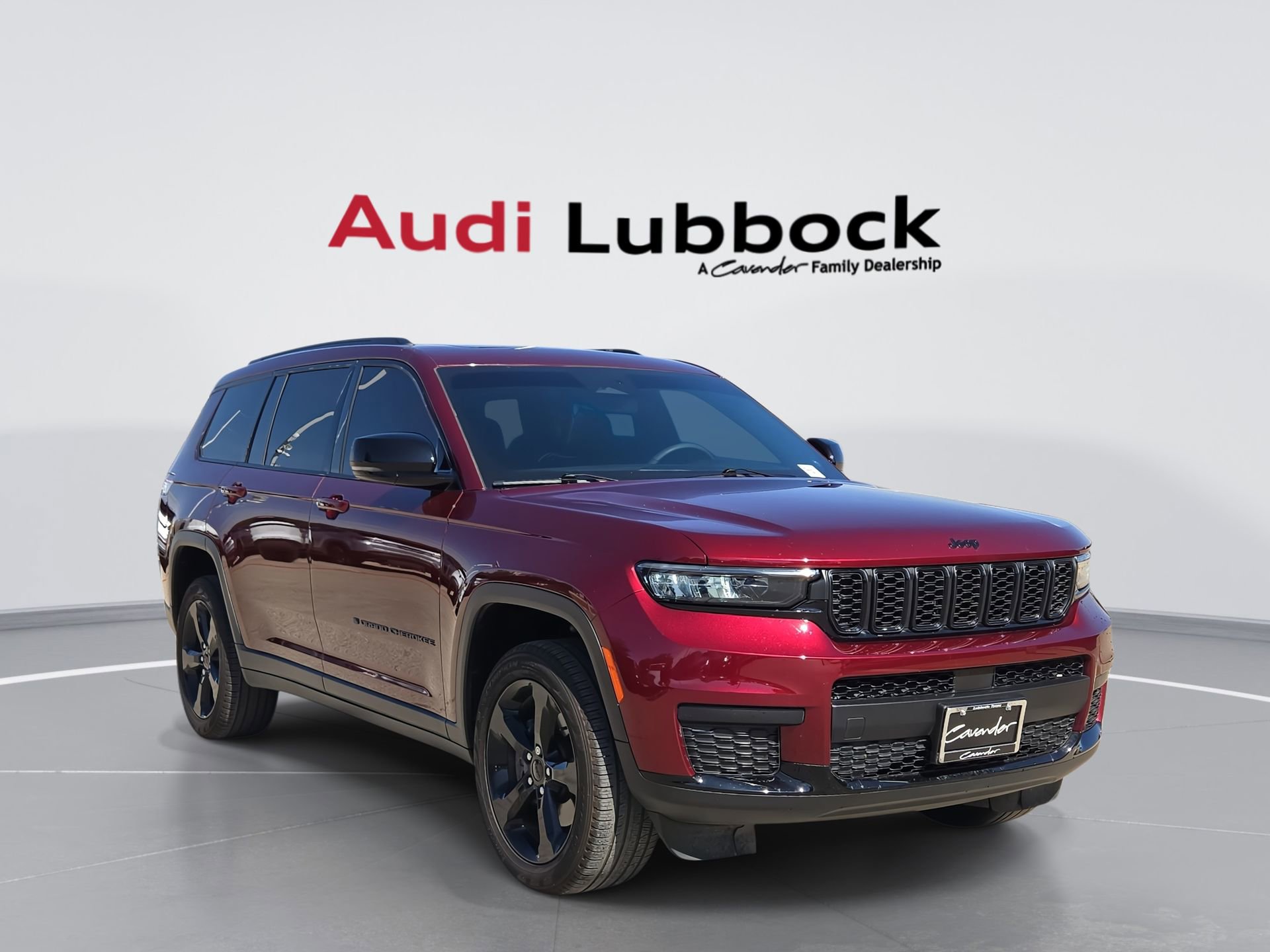 Used 2024 Jeep Grand Cherokee L Altitude AWD/4WD image 1