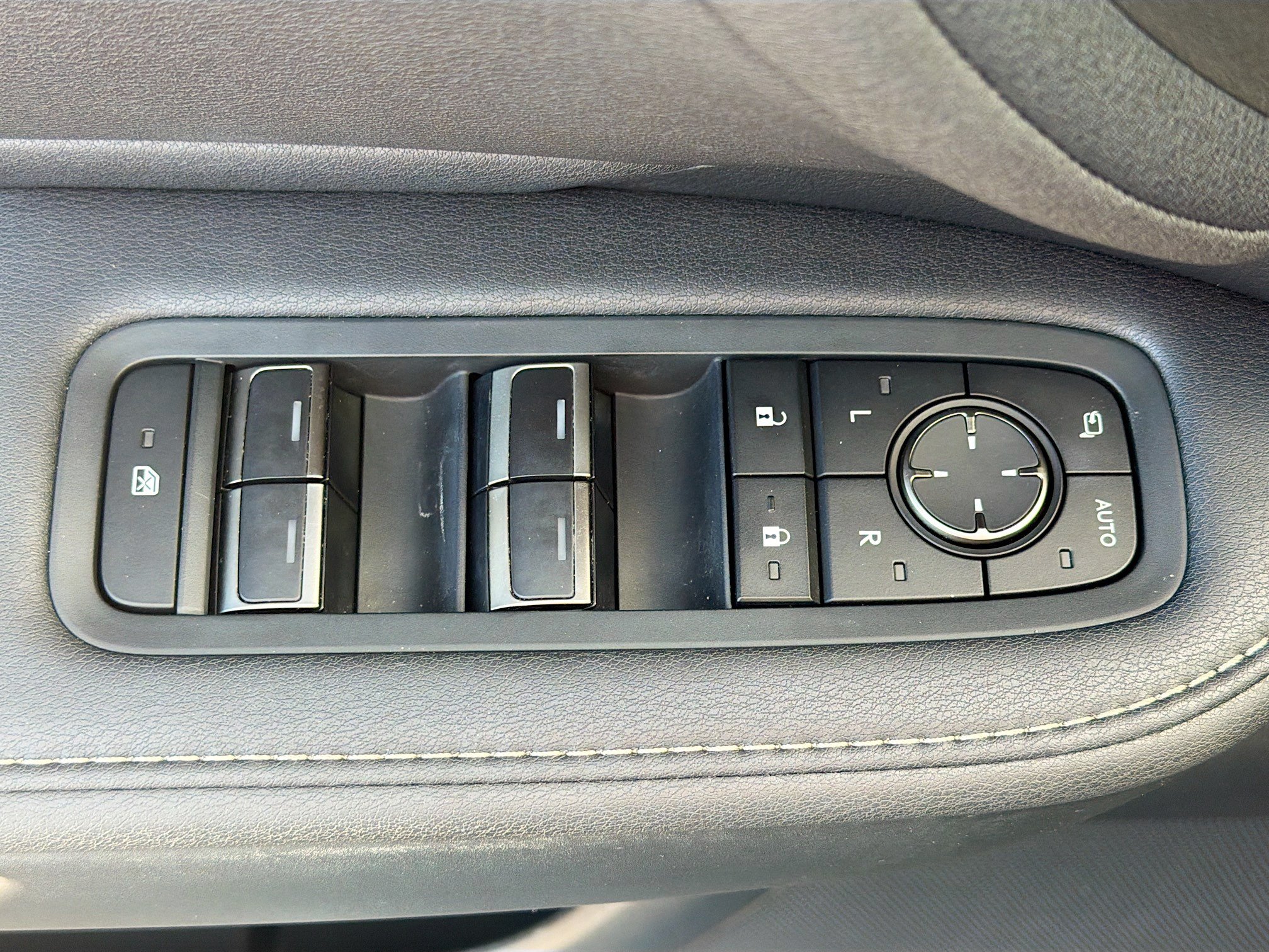 Used 2024 Lexus TX 350 AWD w/ Technology Package image 15