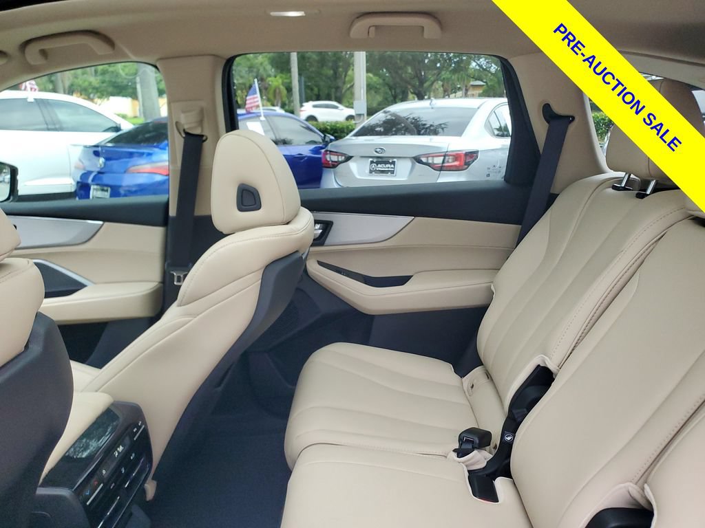 Certified 2025 Acura MDX FWD image 12