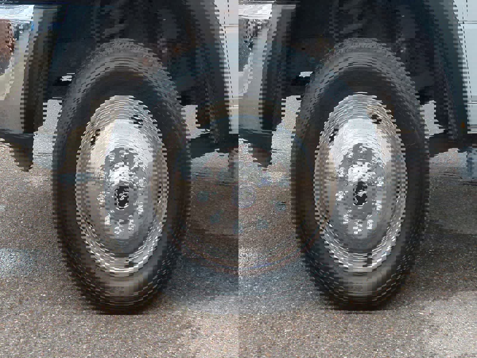 Used 2017 RAM 4500 Tradesman w/ Power & Remote Entry Group image 14