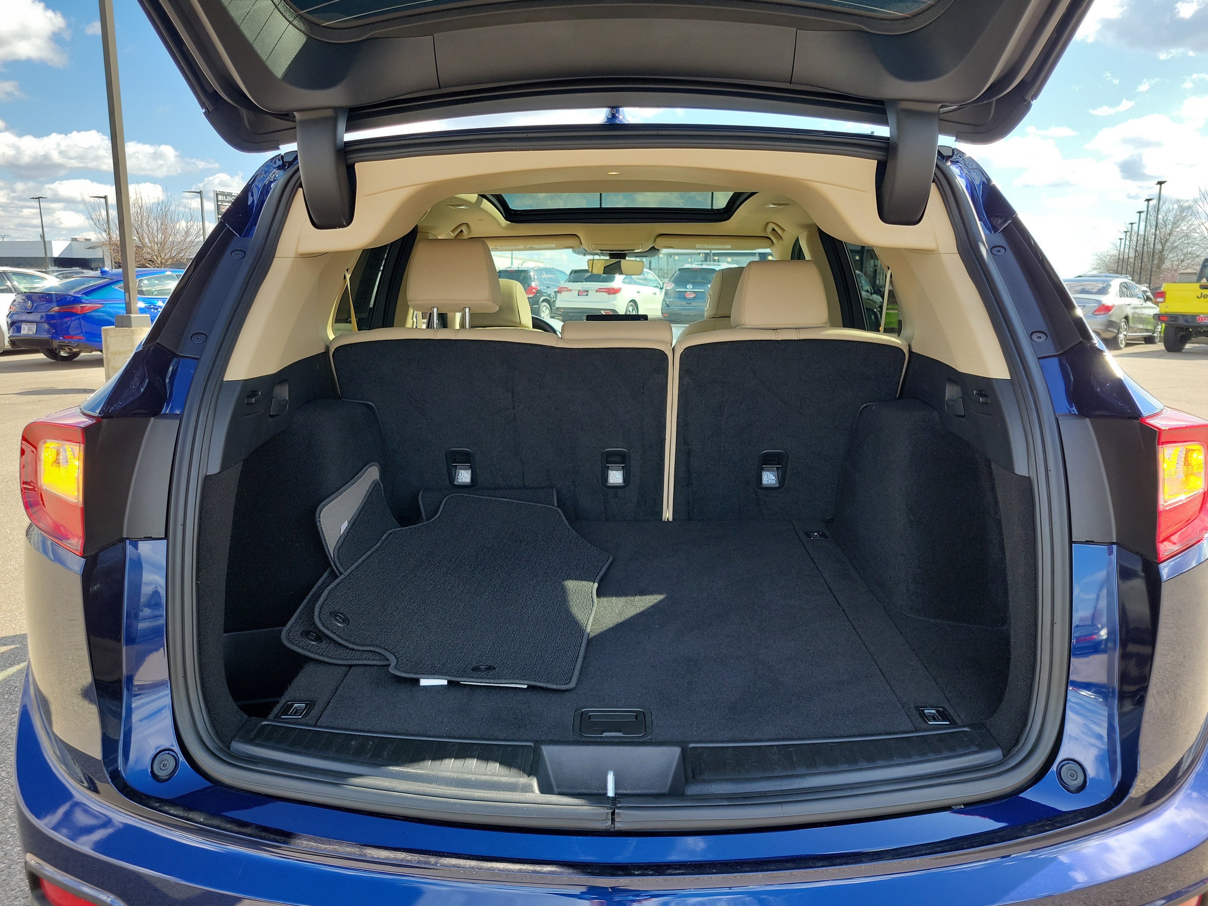 Used 2024 Acura RDX SH-AWD image 9