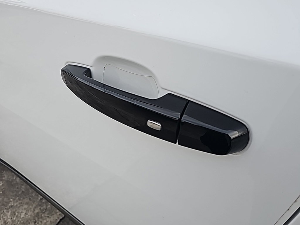 Certified 2023 Chevrolet Traverse Premier w/ Redline Edition image 10