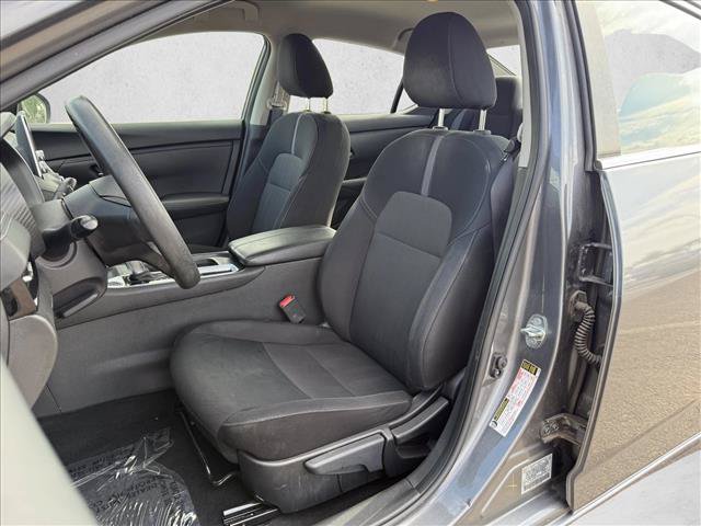 Used 2023 Nissan Sentra SV FWD image 11