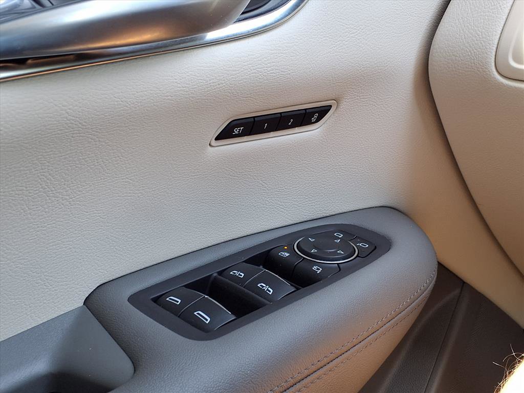 Used 2021 Cadillac XT5 Premium Luxury FWD image 31
