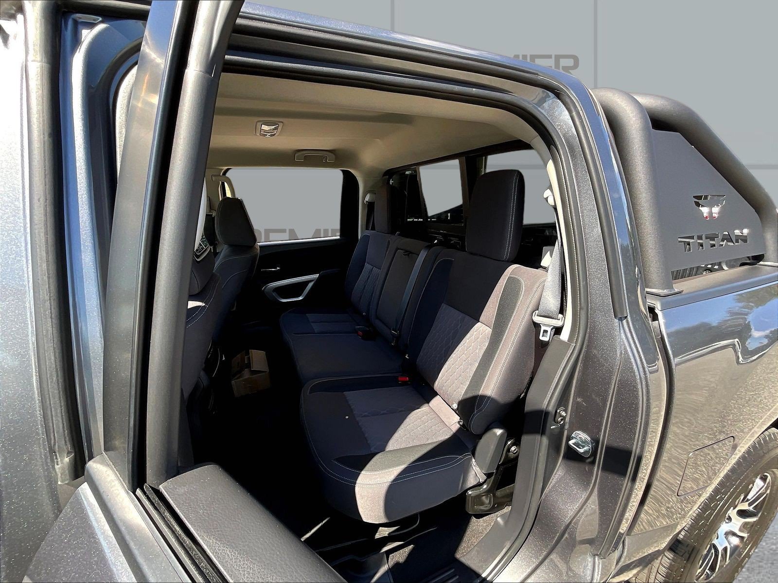 Used 2024 Nissan Titan SV w/ SV Convenience Package AWD/4WD image 25