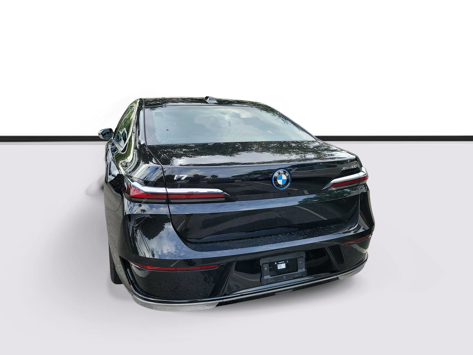 Certified 2023 BMW i7 xDrive60 AWD/4WD image 4
