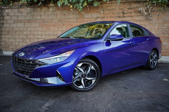 Used 2023 Hyundai Elantra Limited