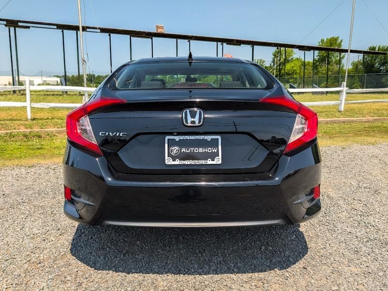 Used 2018 Honda Civic EX image 6