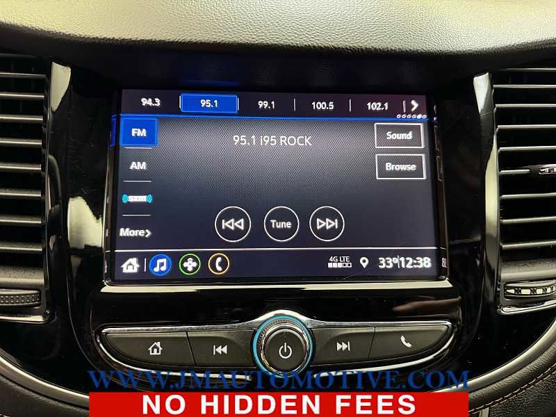 Used 2021 Chevrolet Trax LT w/ Driver Confidence Package image 22