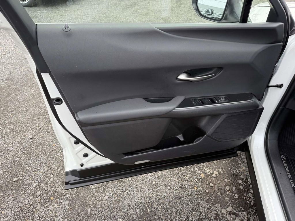 Used 2025 Lexus UX 300h AWD w/ Accessory Package (Z1) image 12
