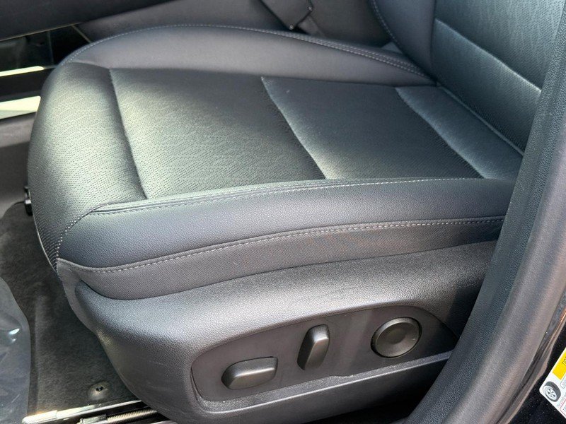Used 2026 Chevrolet Equinox LT w/ Convenience Package II AWD/4WD image 24