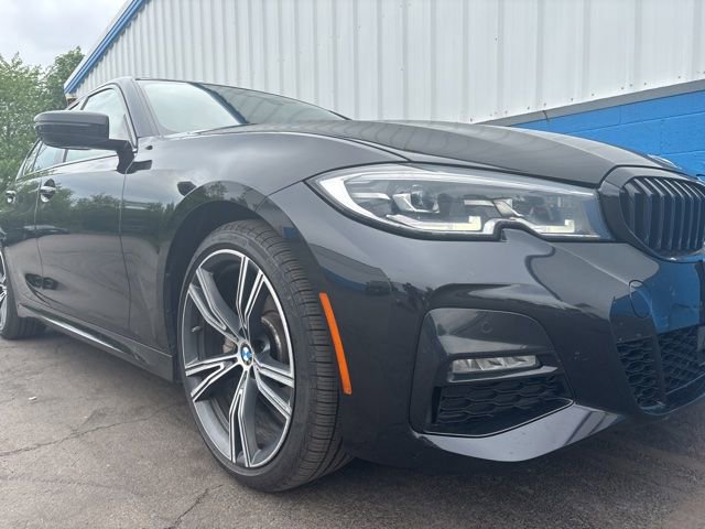 Used 2020 BMW 330i xDrive Sedan w/ M Sport Package AWD/4WD image 2