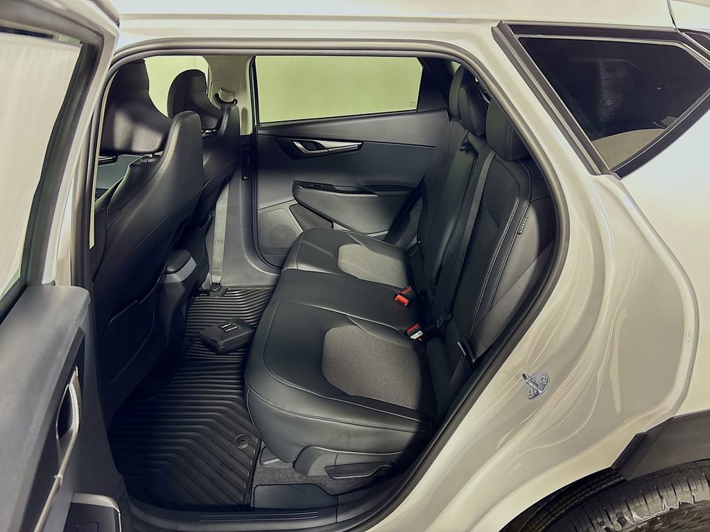 New 2025 Kia EV6 Light w/ Light LR Technology Package image 20