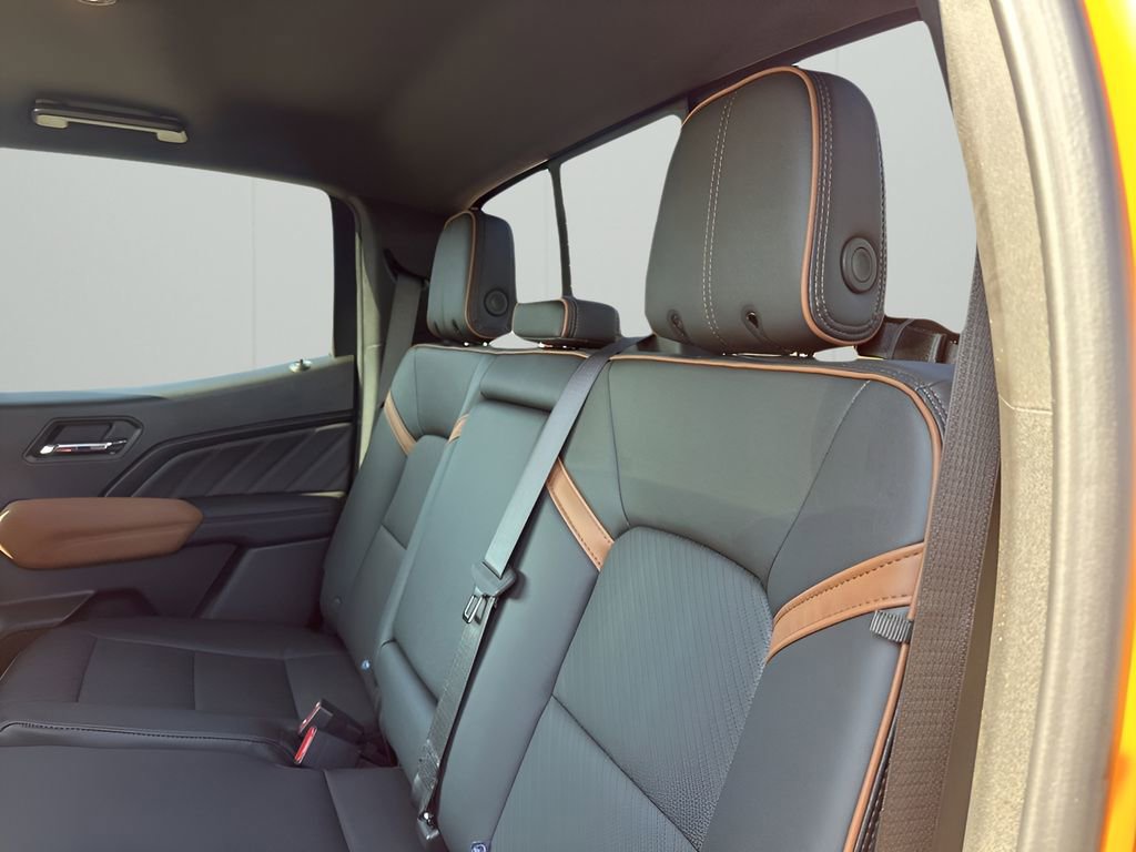 New 2026 GMC Canyon AT4 w/ AT4 Premium Package image 19