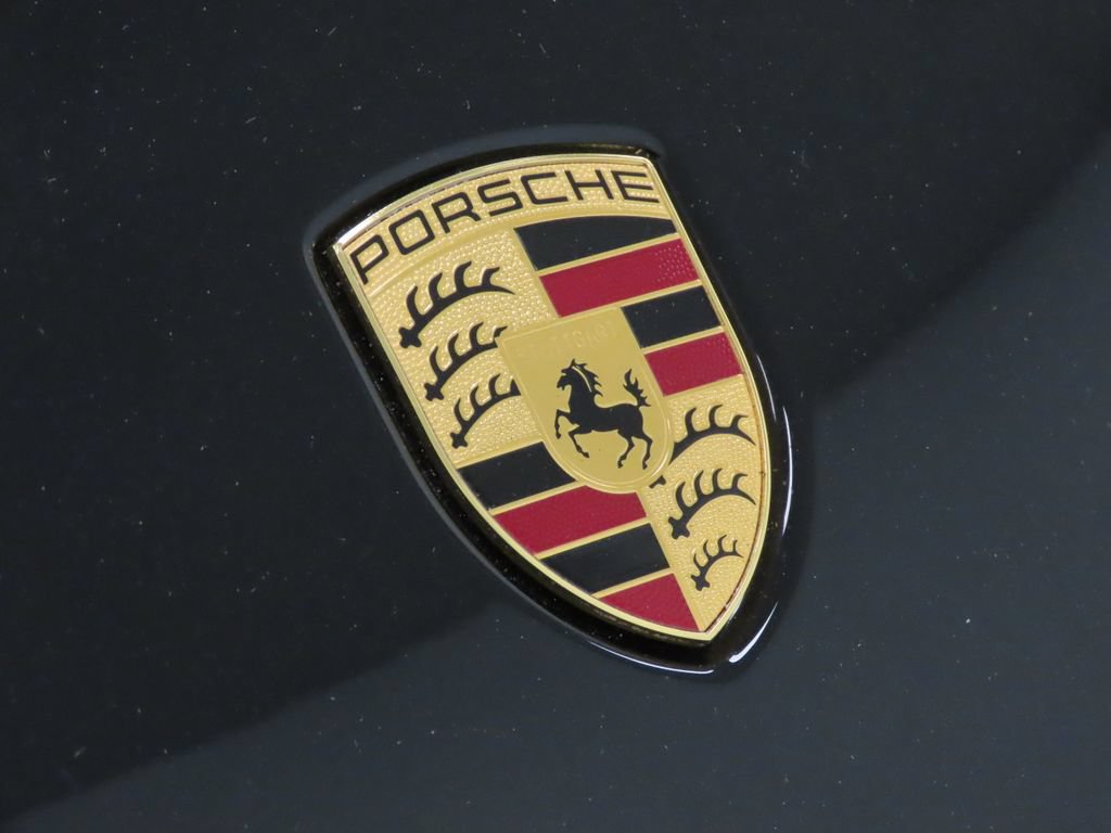 Certified 2026 Porsche Macan AWD/4WD image 14