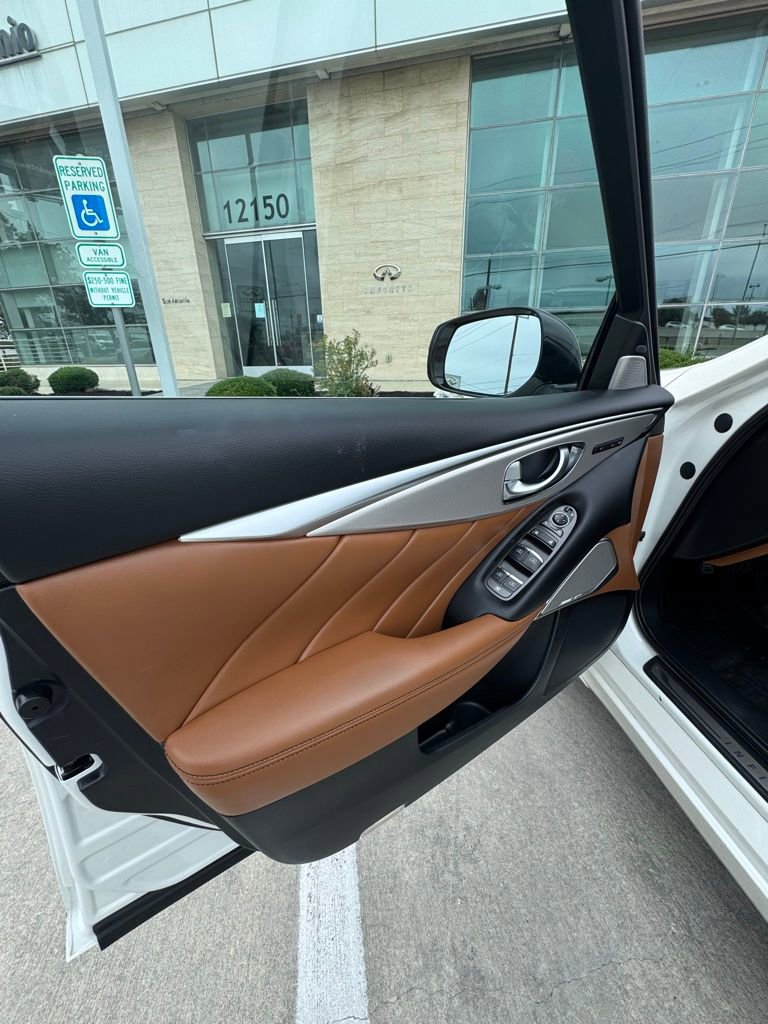 Used 2023 INFINITI Q50 Luxe w/ Cargo Package RWD image 11