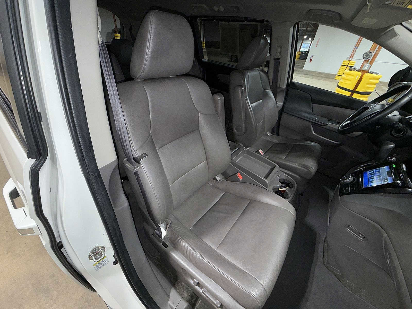 Used 2016 Honda Odyssey EX-L image 16