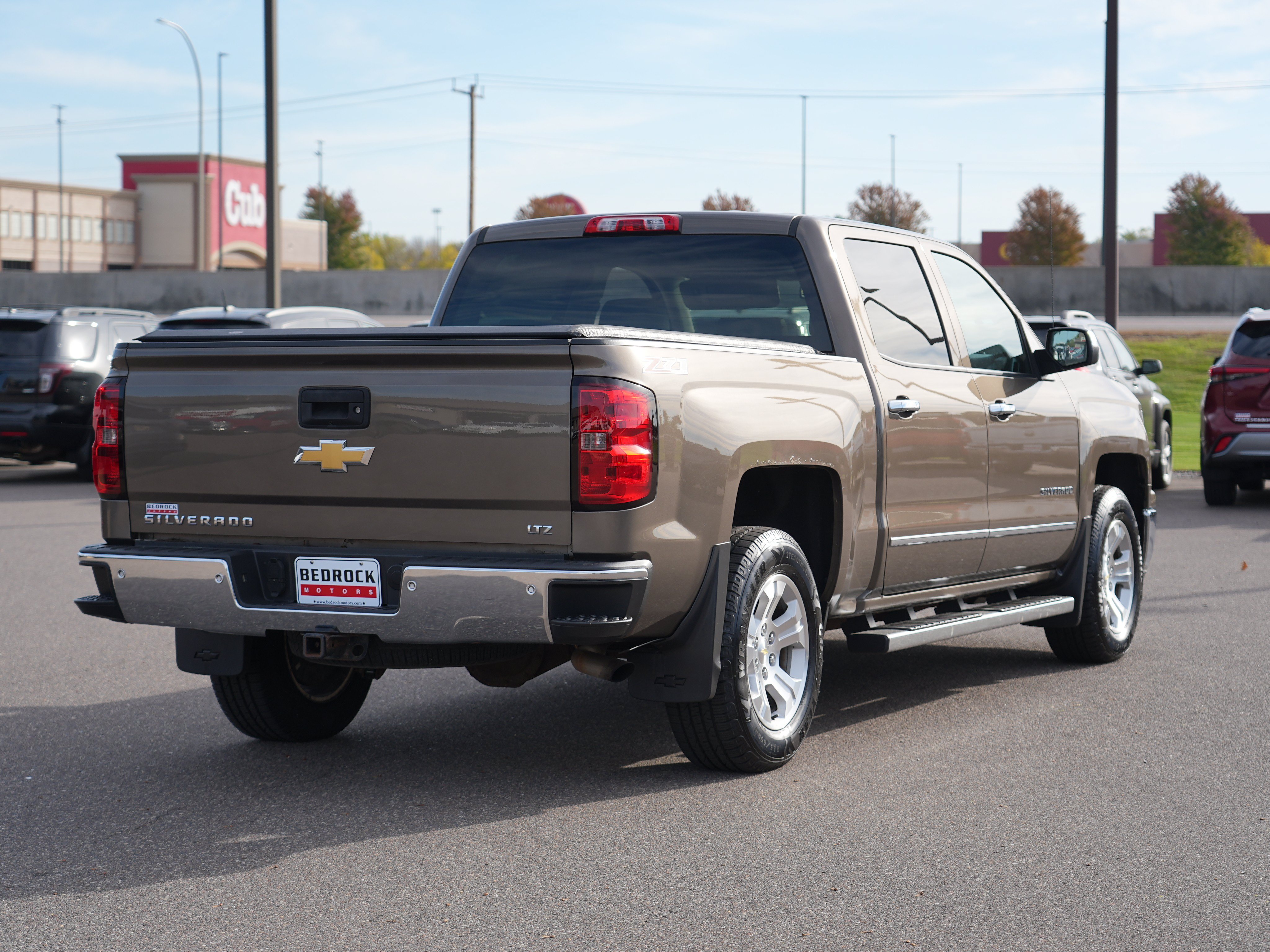 Used 2014 Chevrolet Silverado 1500 LTZ Z71 w/ LTZ Plus Package AWD/4WD image 3