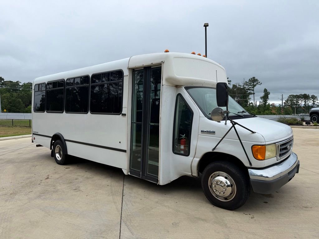 Used 2006 Ford E-450 and Econoline 450 RWD image 7