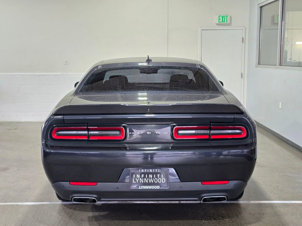 Used 2017 Dodge Challenger SXT Plus image 5