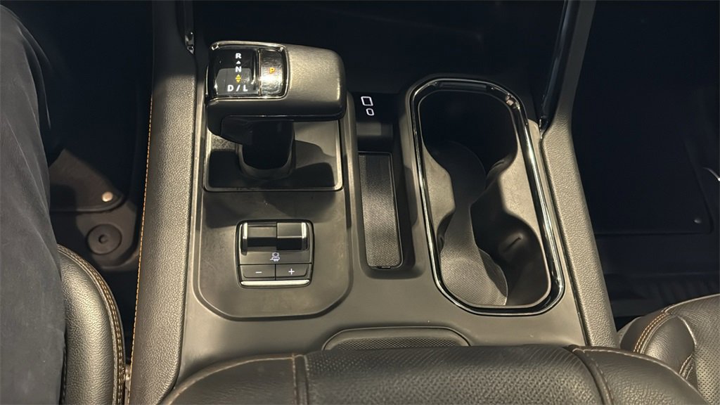 Used 2022 GMC Sierra 1500 AT4 w/ AT4 Premium Package image 29