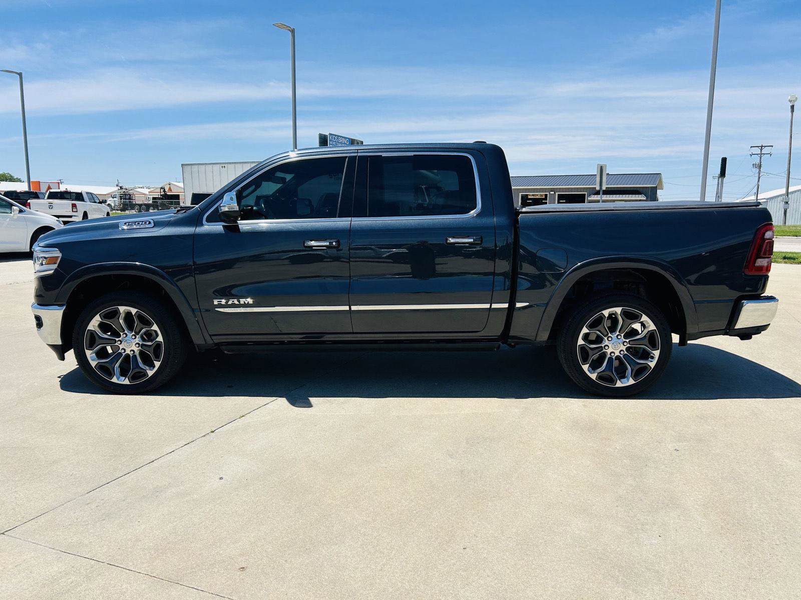 Used 2019 RAM 1500 Limited AWD/4WD image 37