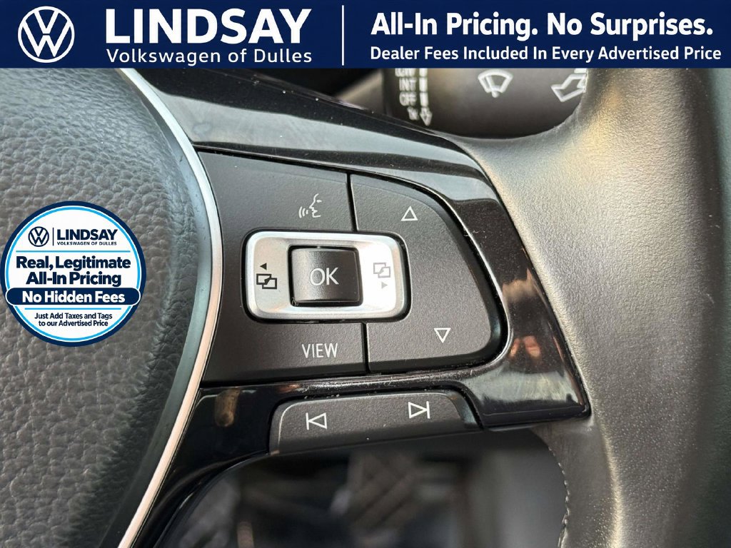 Used 2019 Volkswagen Jetta SEL w/ Cold Weather Package FWD image 20