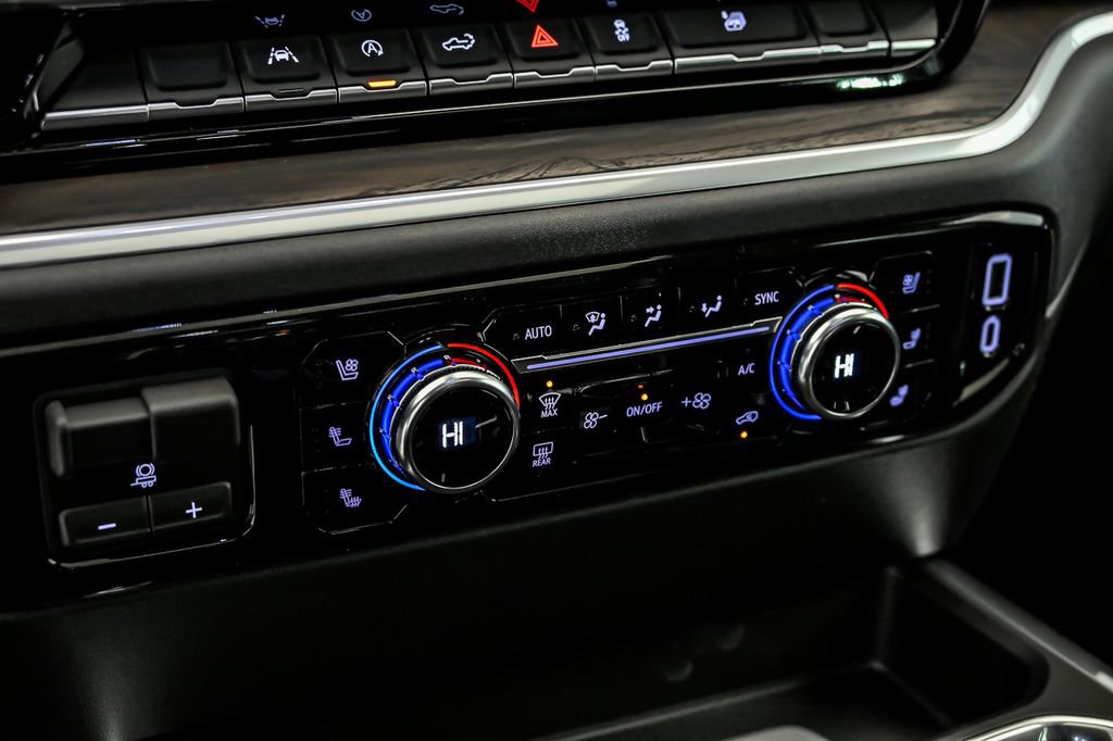 New 2026 GMC Sierra 1500 SLT w/ SLT Premium Package image 21