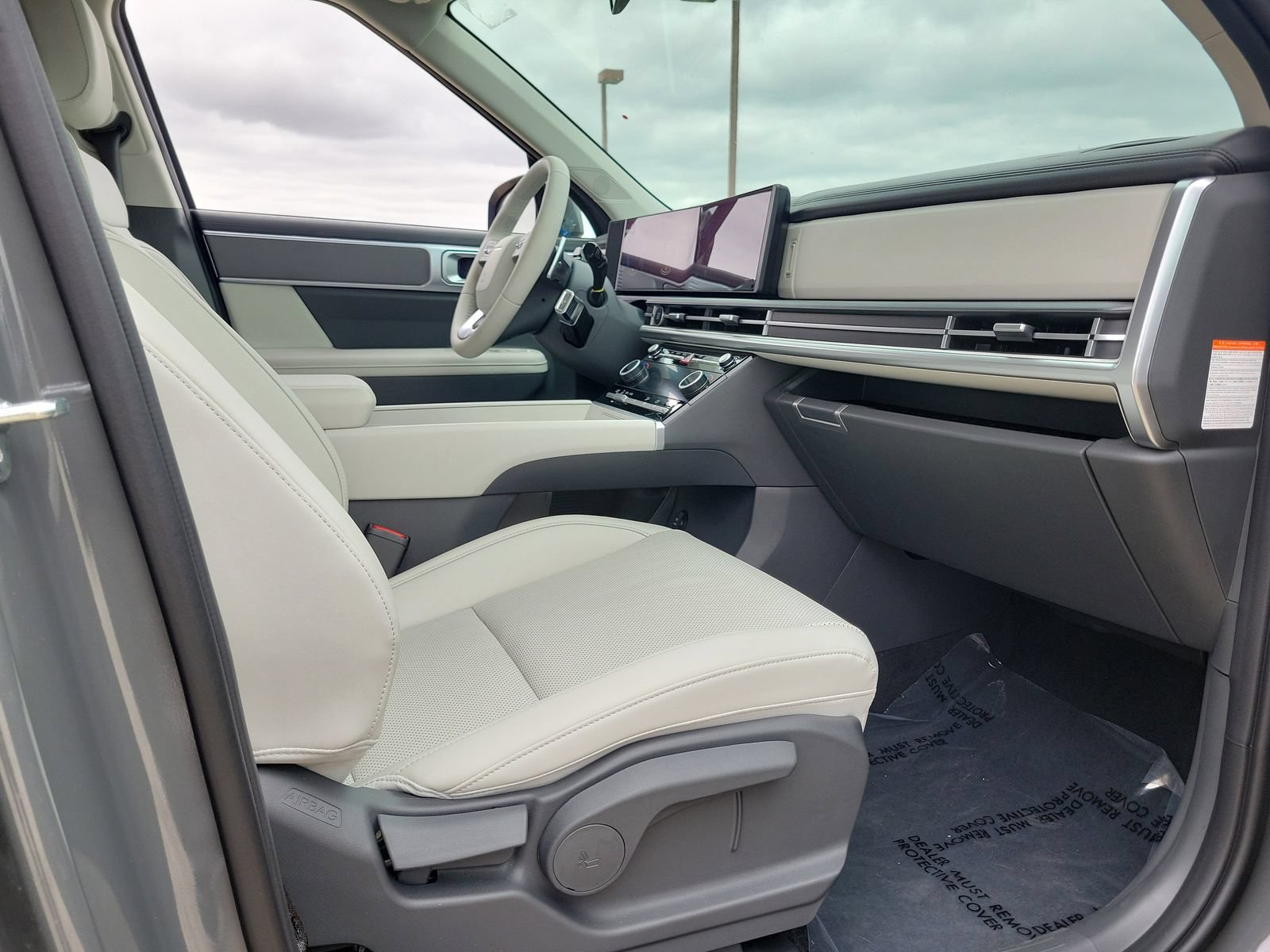 New 2026 Hyundai Santa Fe SEL FWD image 17