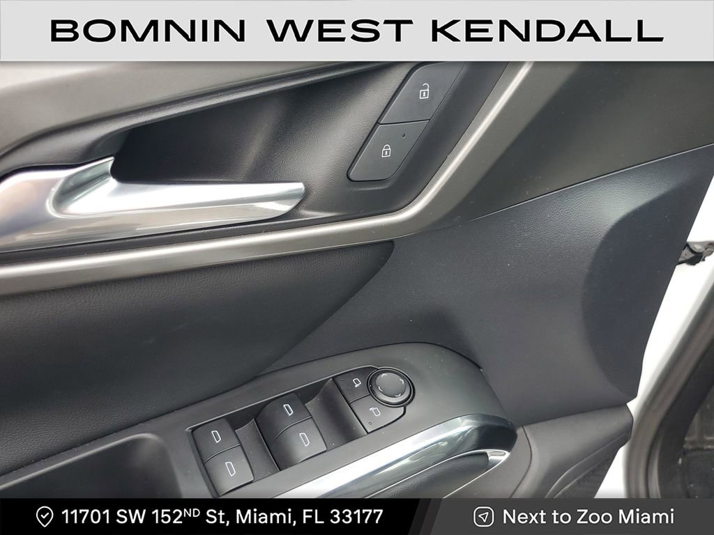 Used 2024 Chevrolet Traverse LS image 23