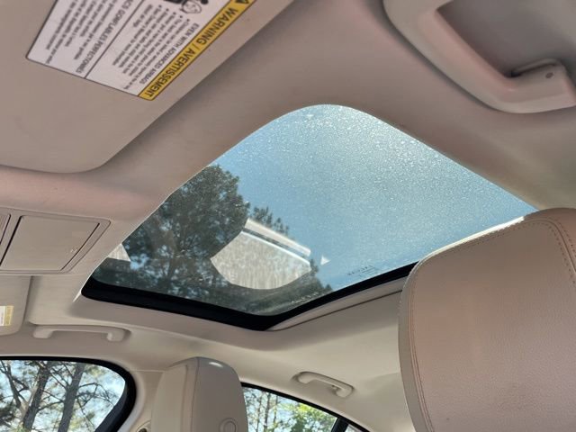 Used 2017 Jaguar XE Prestige image 10