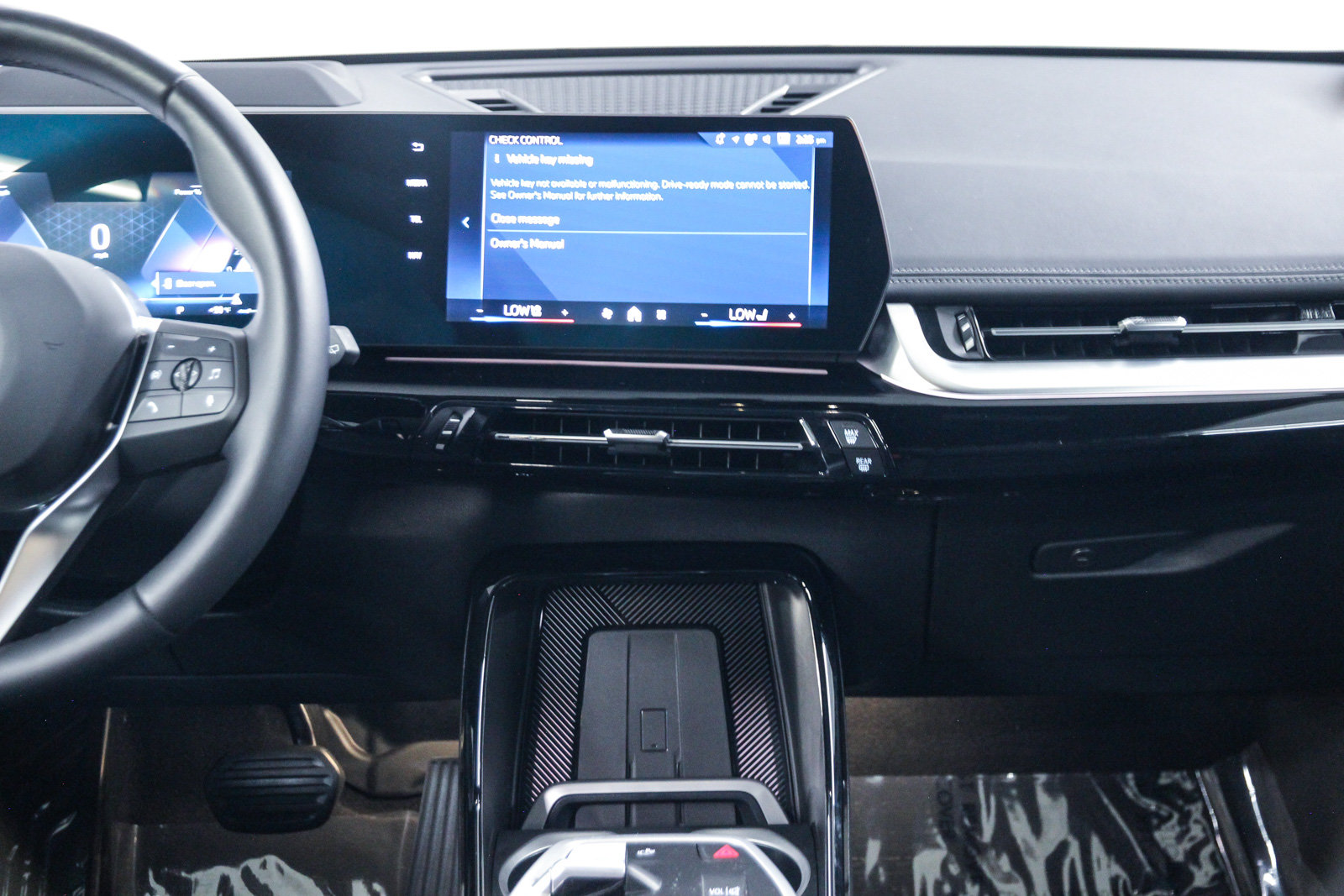 Used 2026 BMW X1 xDrive28i w/ Technology Package AWD/4WD image 13