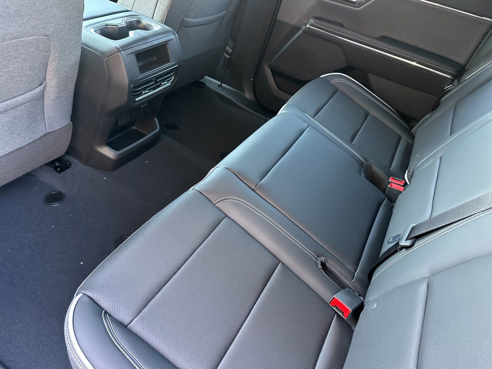 New 2026 GMC Sierra EV Elevation image 12