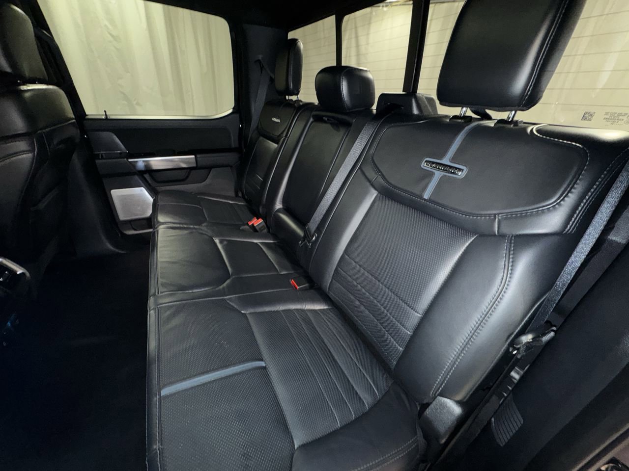 Used 2024 Ford F150 Platinum w/ FX4 Off-Road Package image 32