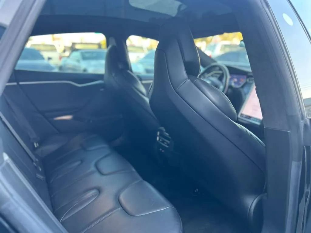 Used 2017 Tesla Model S 75 RWD image 10