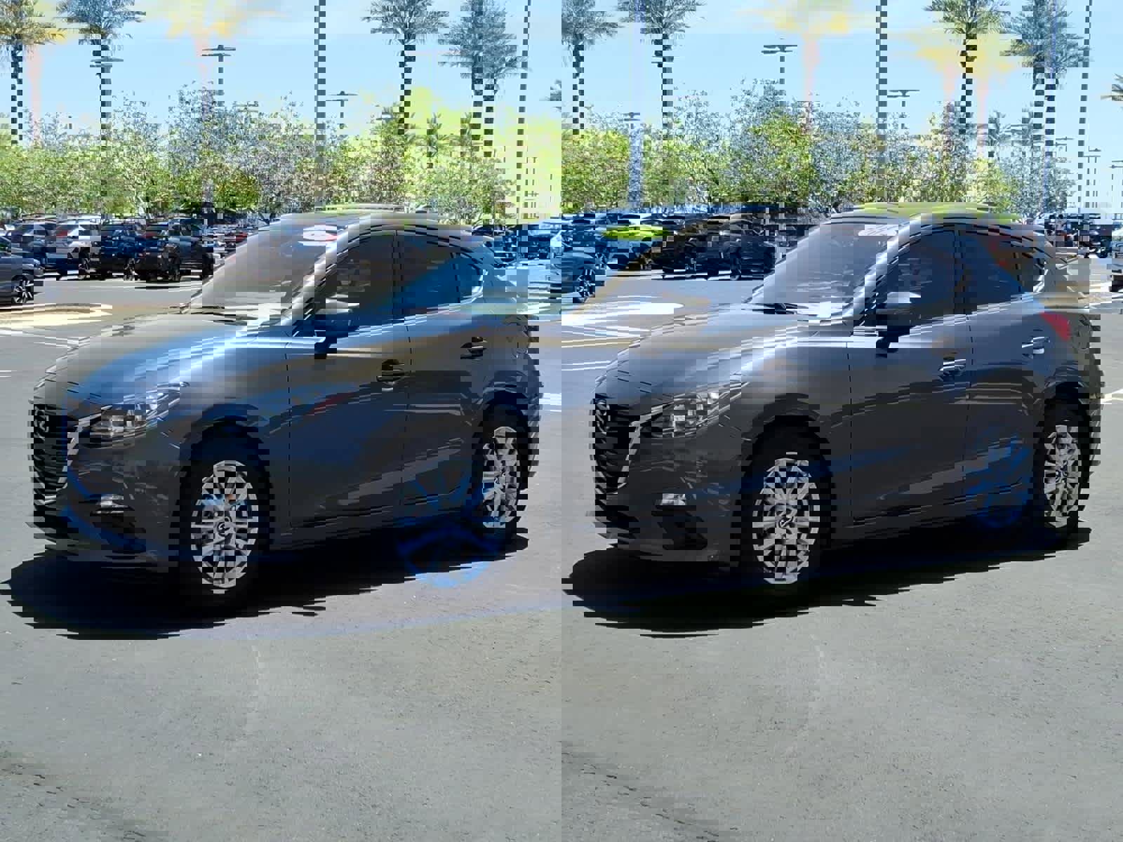 Used 2014 MAZDA MAZDA3 i Grand Touring FWD image 3