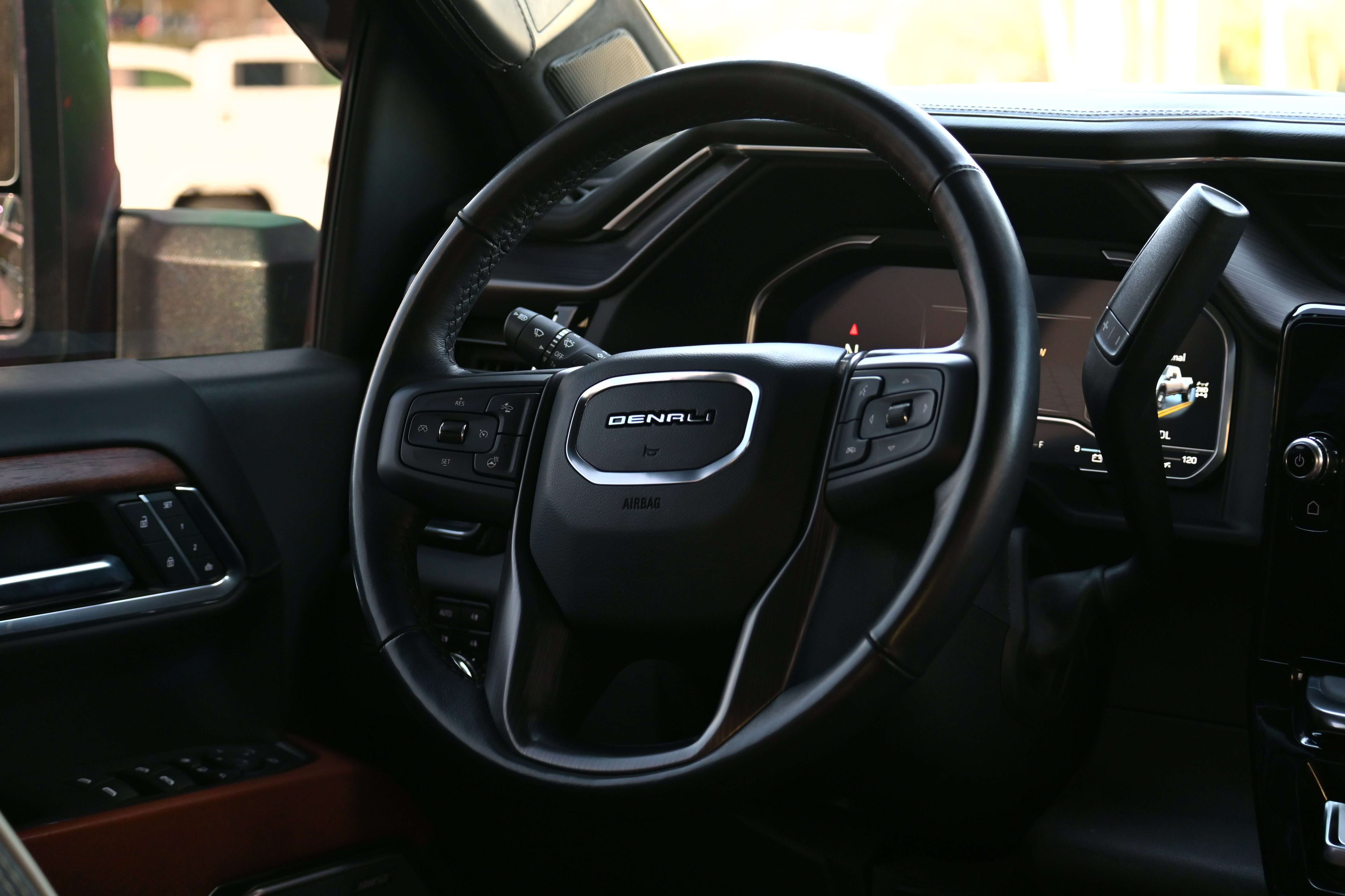 Used 2024 GMC Sierra 3500 Denali Ultimate image 23