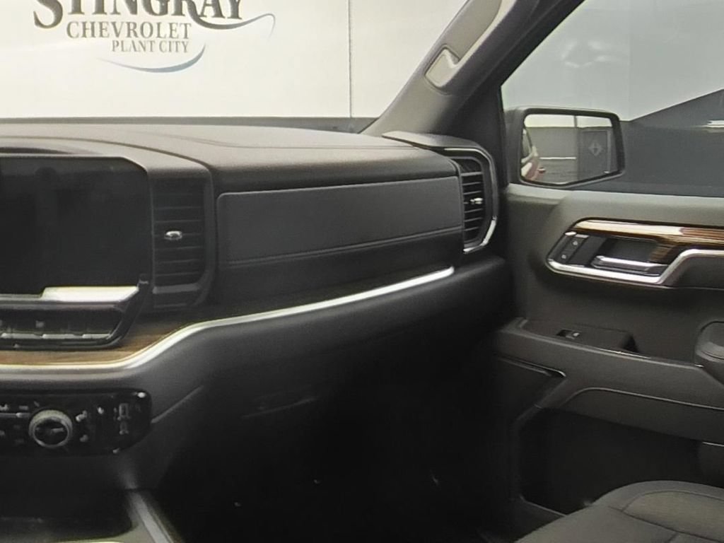 Certified 2025 Chevrolet Silverado 1500 RST w/ Protection Package RWD image 15